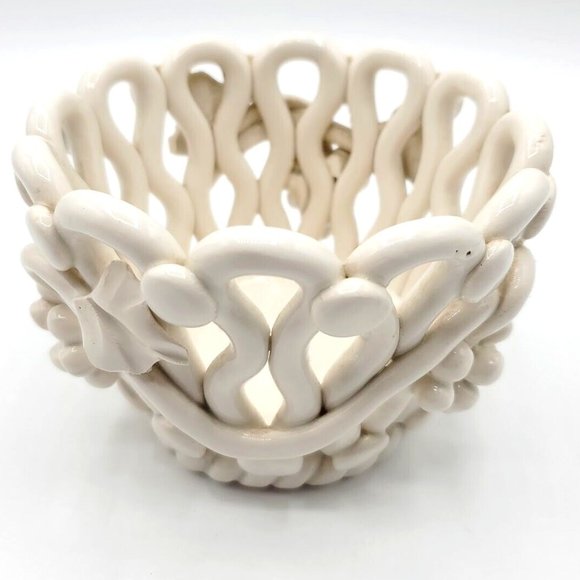 Handmade Candle Holder Art Deco Pottery Designs Italy Twisted White Cream 4 in - Picture 1 of 6
